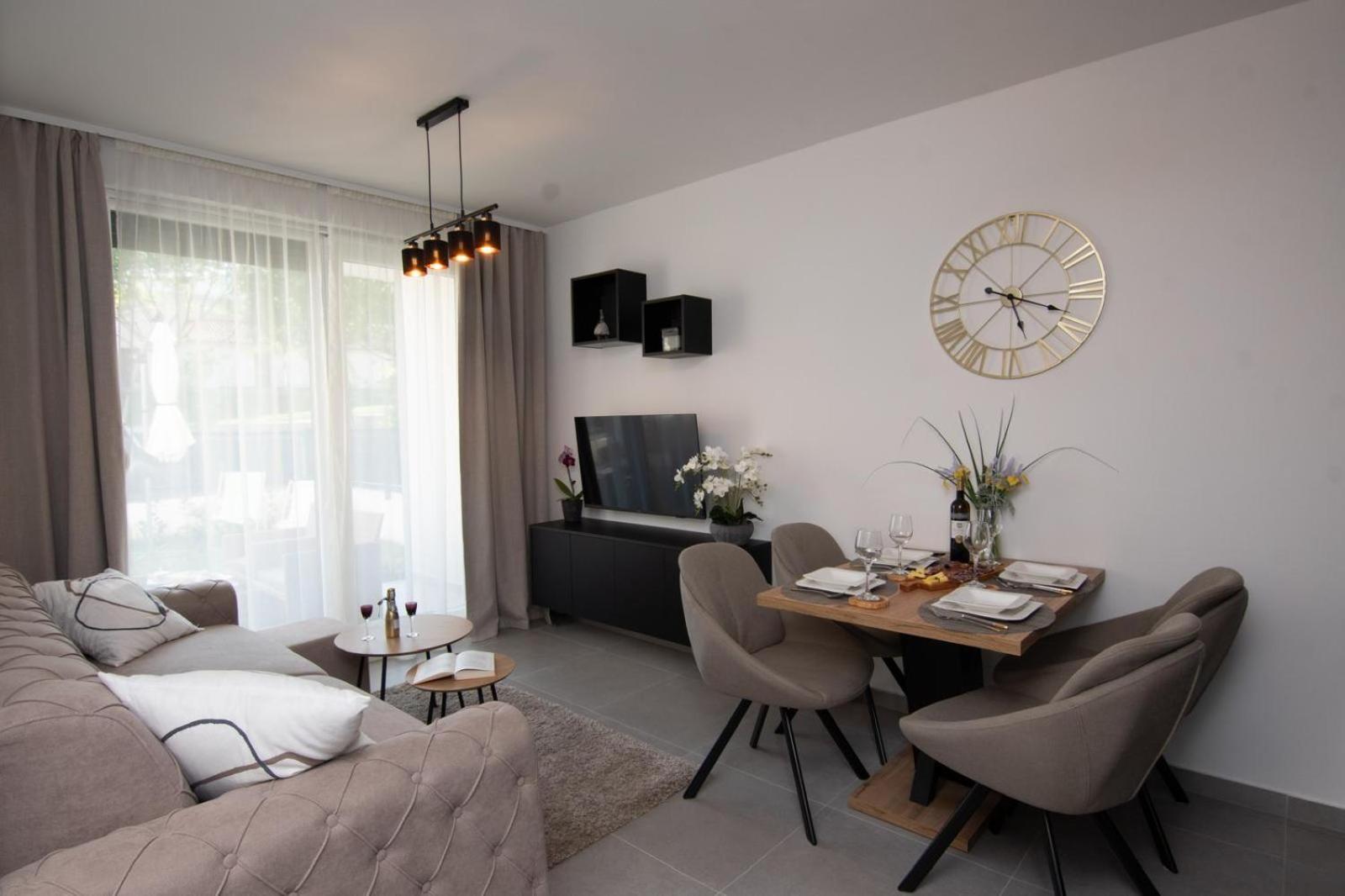 Studio Apartman Apollonia Sinj Zewnętrze zdjęcie