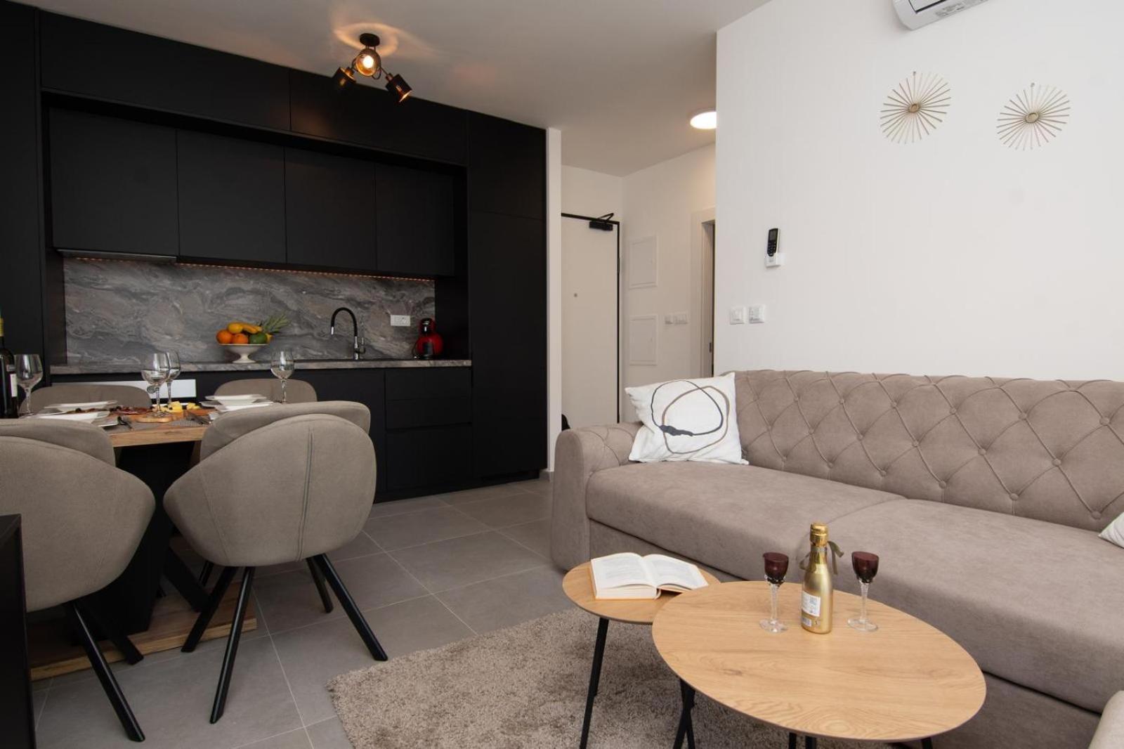 Studio Apartman Apollonia Sinj Zewnętrze zdjęcie